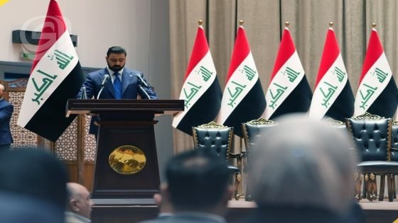 العراقيون بين رئيس وزراء ضعيف وبرلمان لا يمثل الشعب