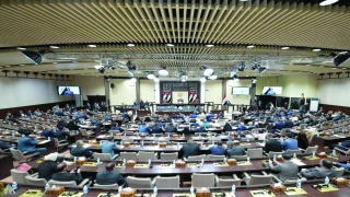 استكمال حكومة الزيدي على طاولة البرلمان.. اتفاق على 10 وزارات وحقيبتان بانتظار الحسم