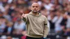 رغم إدانة مانشستر سيتي.. غوارديولا يدرس الحضور في ملعب “الاتحاد”