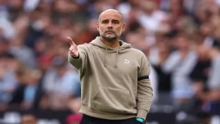رغم إدانة مانشستر سيتي.. غوارديولا يدرس الحضور في ملعب “الاتحاد”