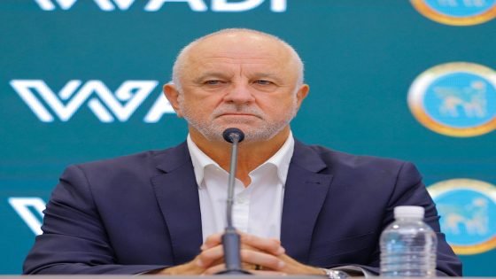 إعلام اتحاد الكرة: أرنولد يصل إلى بغداد الأسبوع المقبل لبدء التحضير للبطولة الرباعية